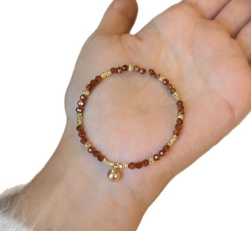 Bracciale con perline di granato rosso