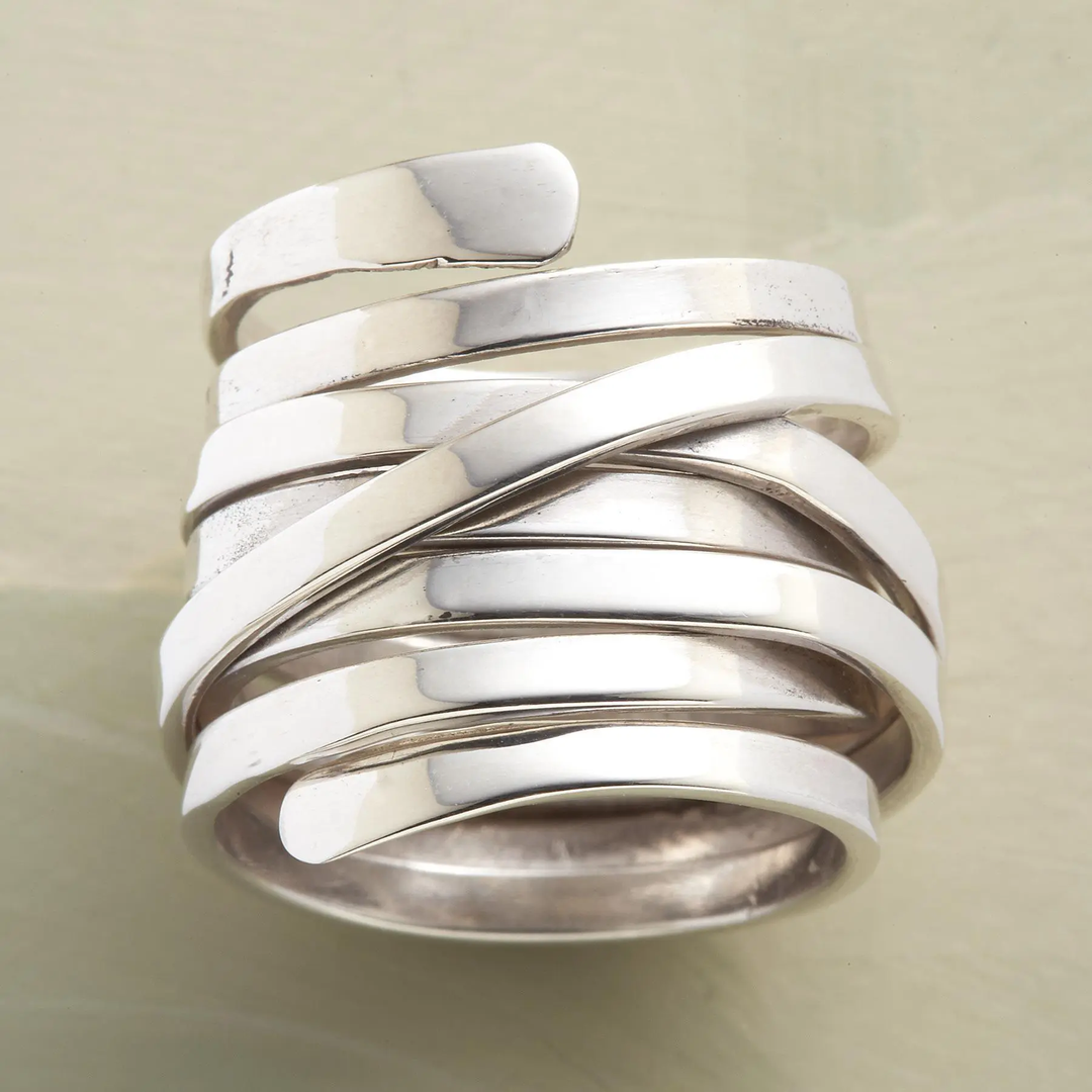 Anello Argento Vintage con Strato Spesso