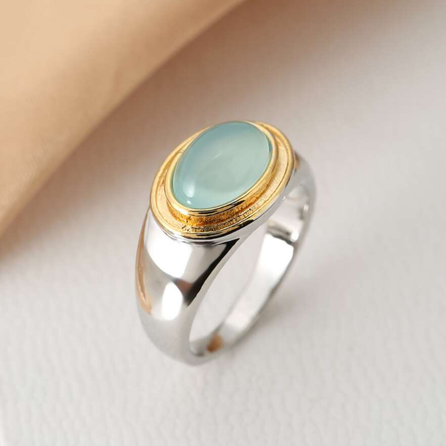 Anello Oro Vintage con Pietra di Luna Verde