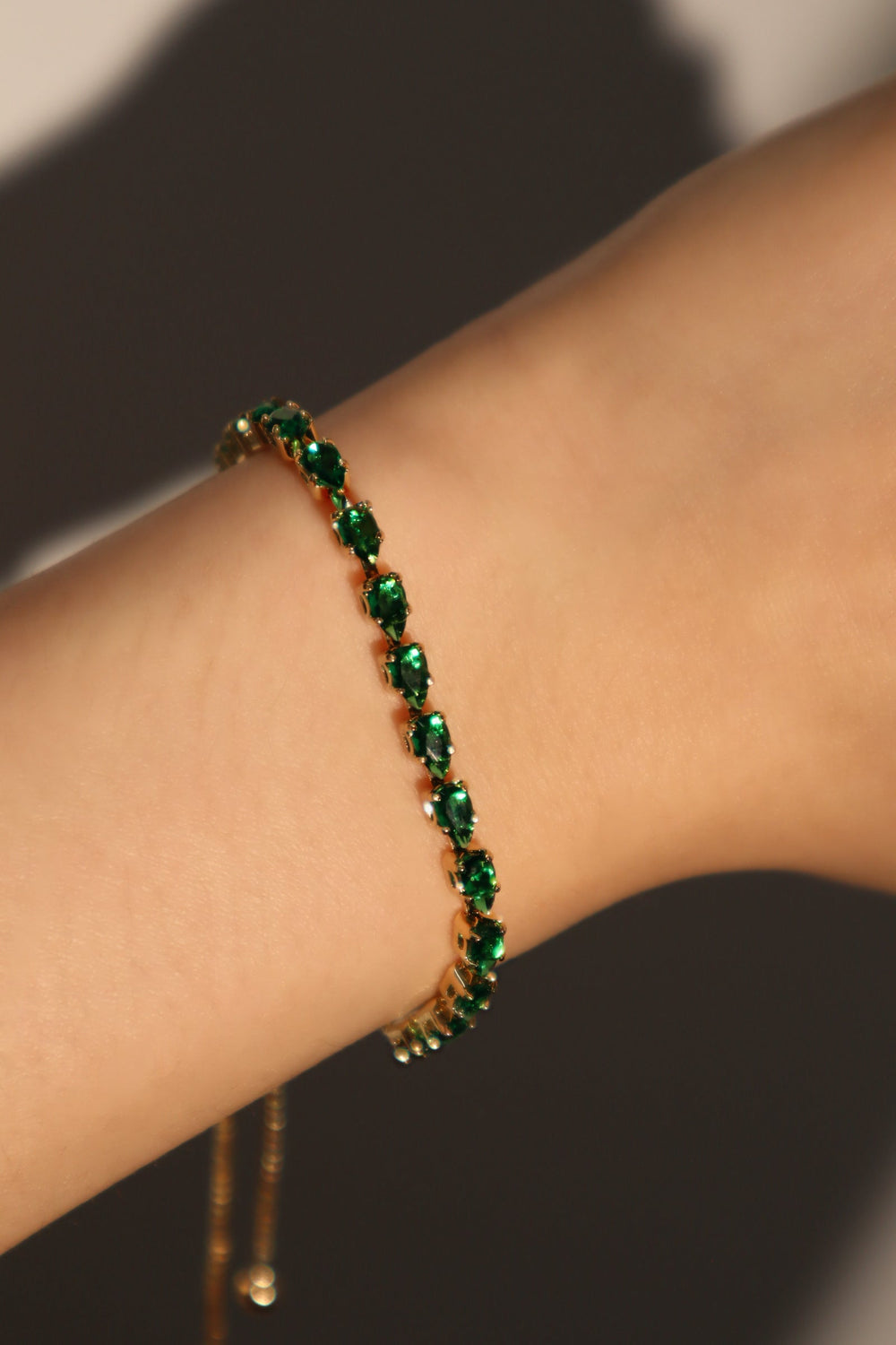 Bracciale con gemma verde