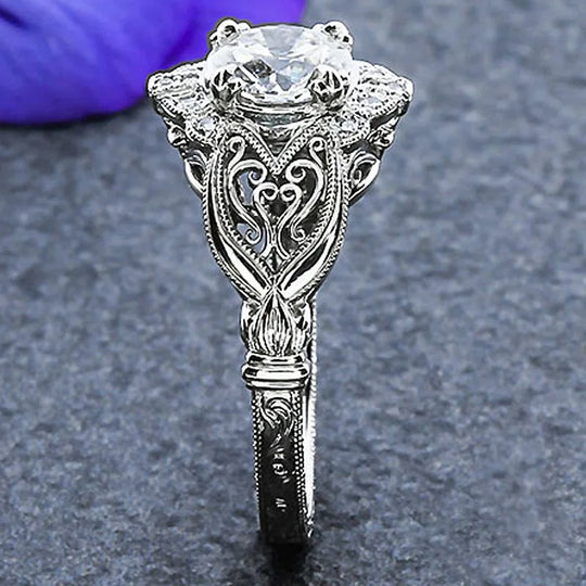 Elegante anello in zirconio in argento sterling