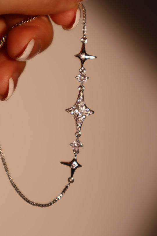 Bracciale con stella polare multidiamante
