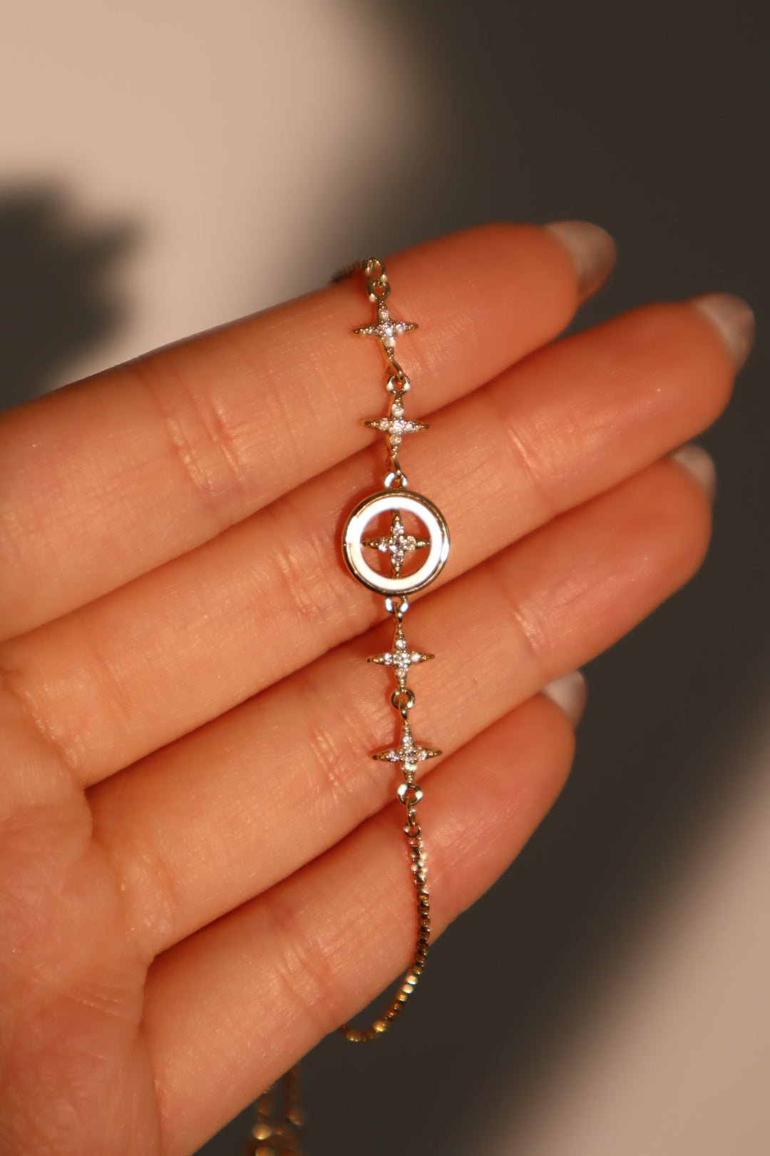 Bracciale con stella polare in diamanti