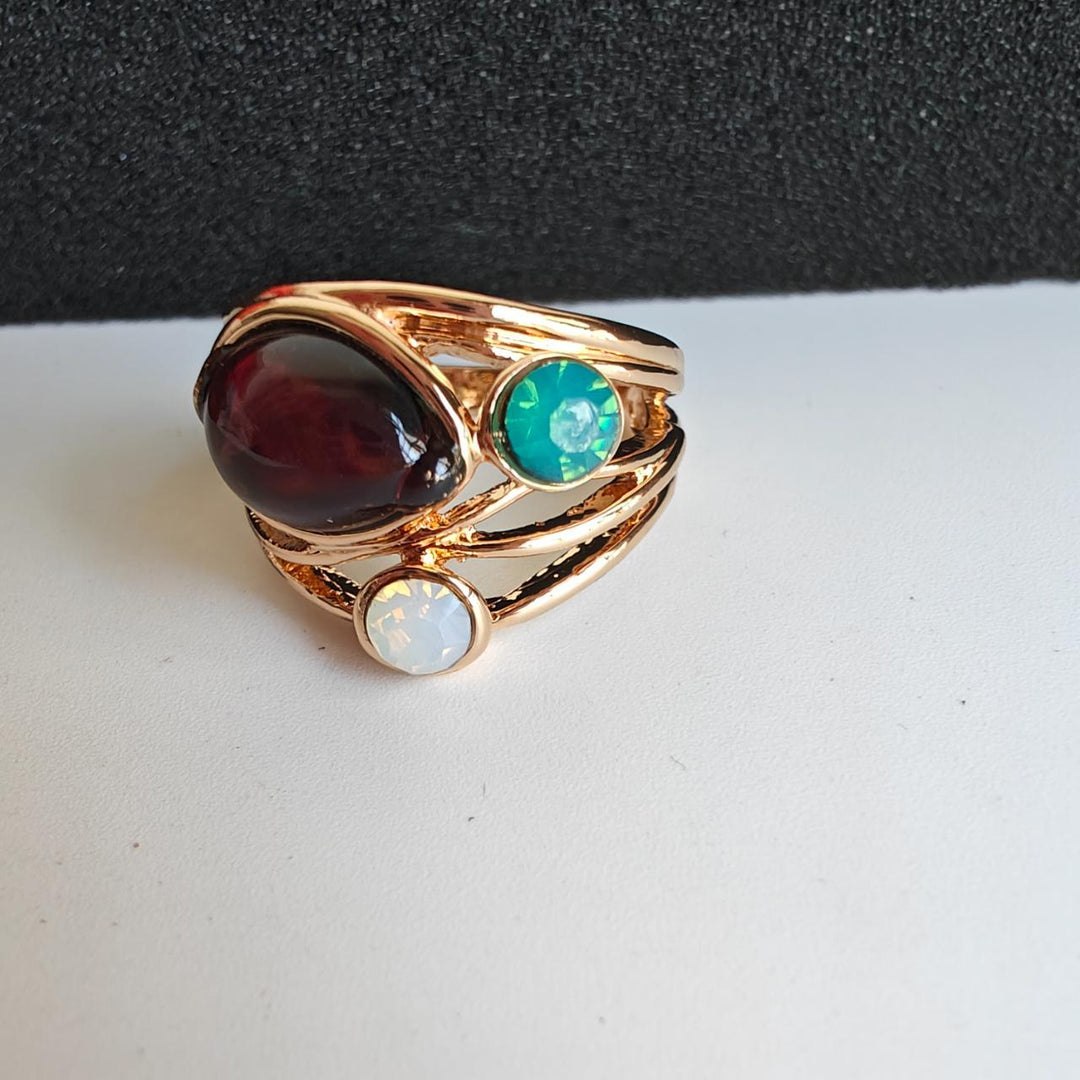 Anello Vintage con Pietra di Luna Blu