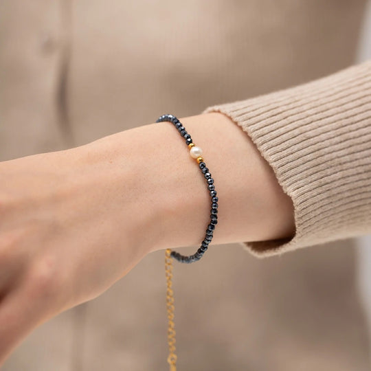 Bracciale con perle e sodalite blu navy