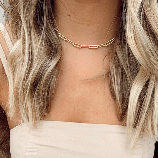 Collana con catena in oro ambrato