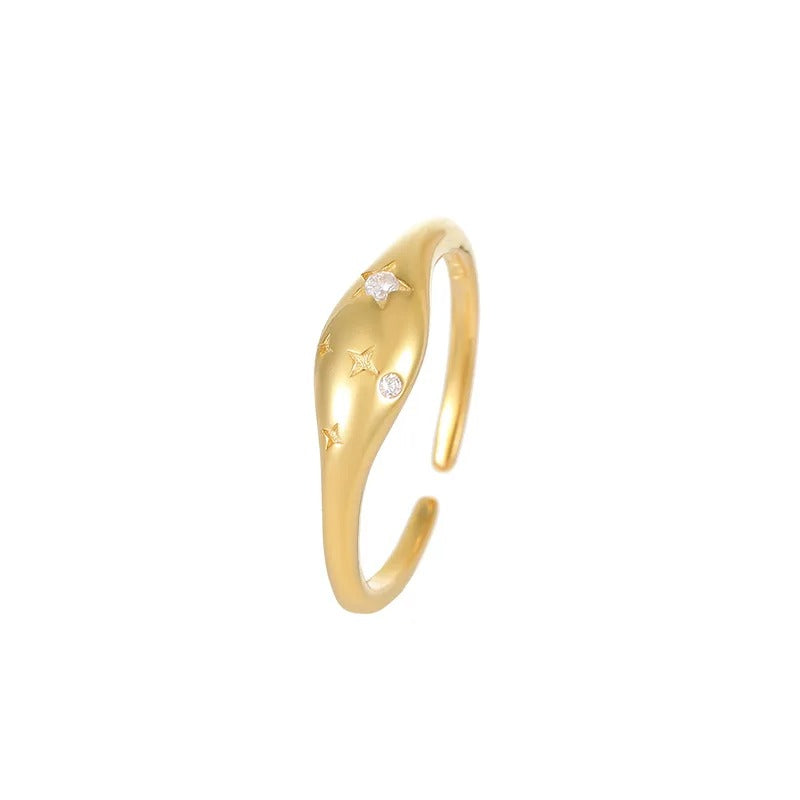 Anello con diamante a cupola