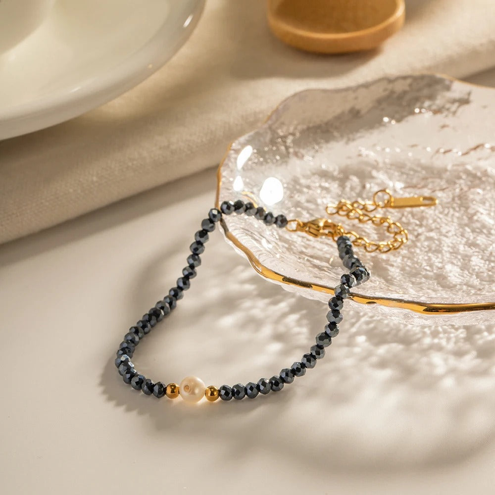 Bracciale con perle e sodalite blu navy