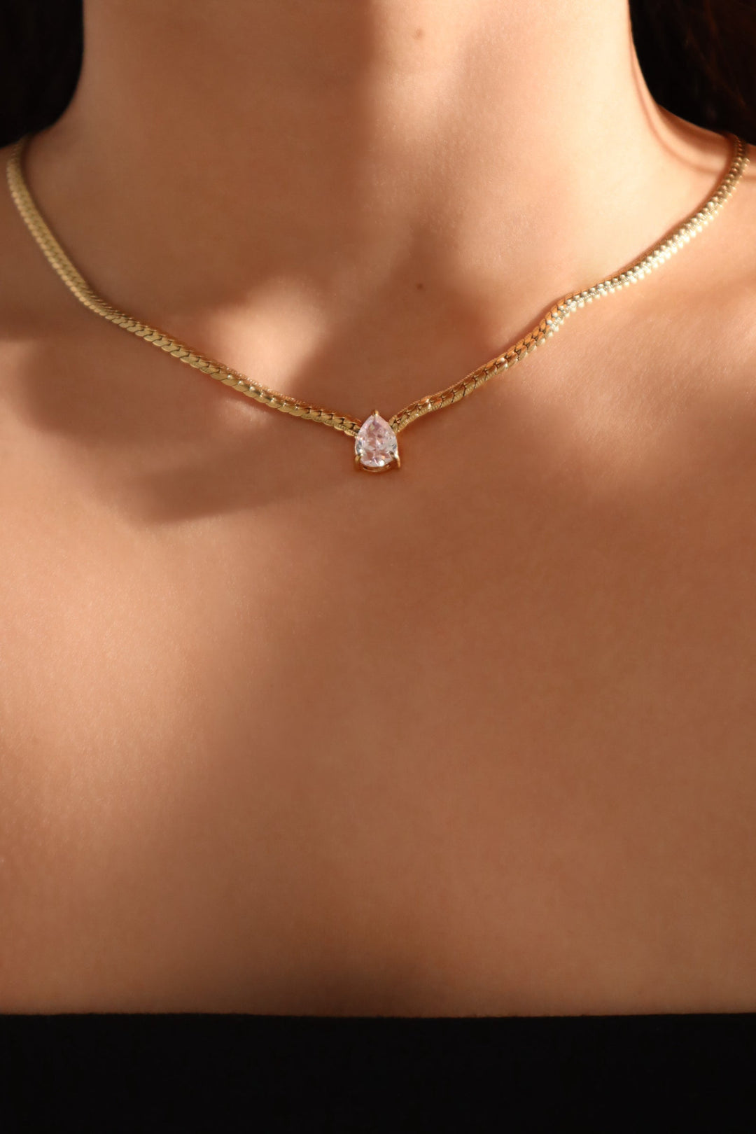 Collana a catena con gocce d'acqua in acciaio inossidabile