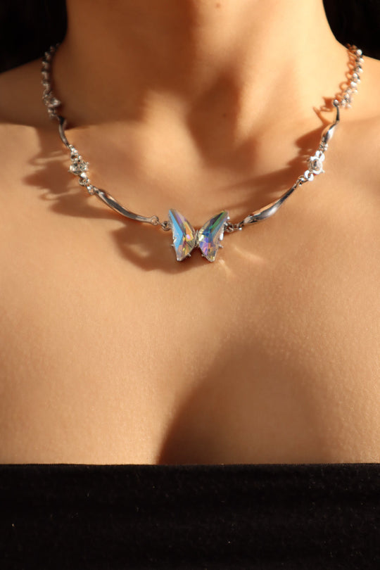 Collana a farfalla in vetro dicroico in acciaio inossidabile