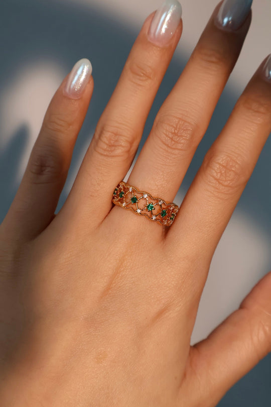 Anello con corona di smeraldo e vermeil