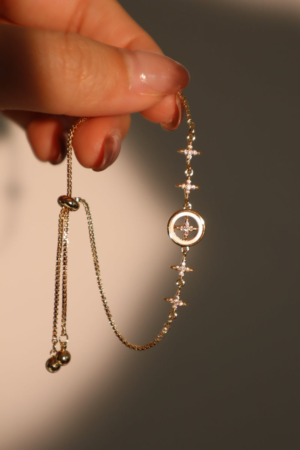 Bracciale con stella polare in diamanti