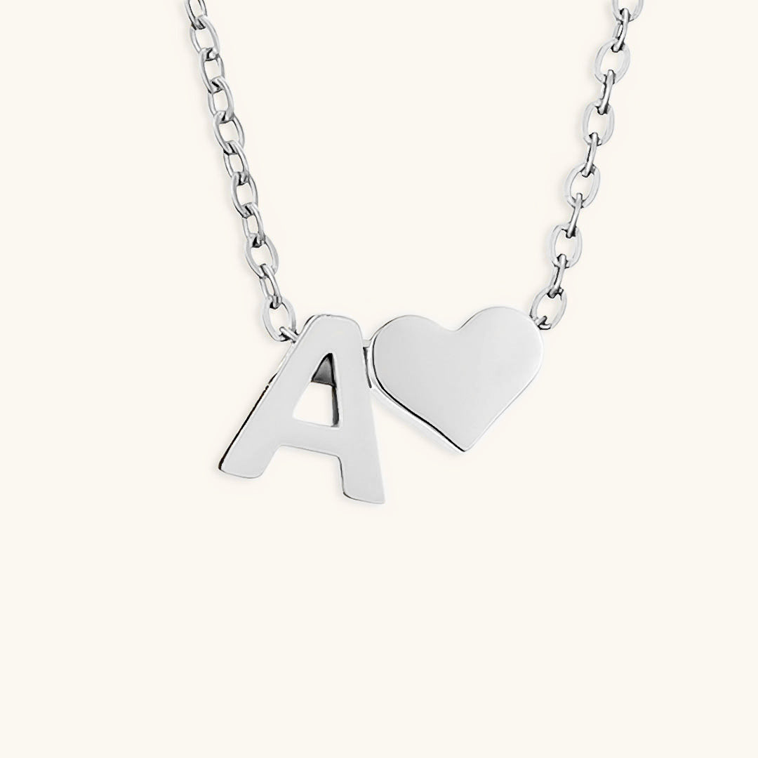 Collana con lettera iniziale Ria in oro