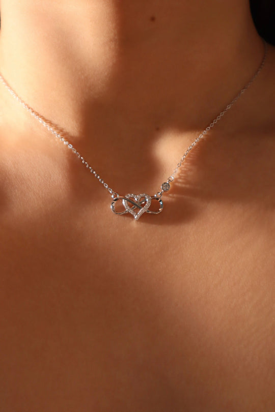 Collana Amore Infinito