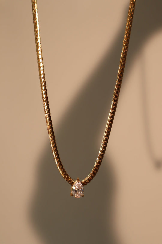 Collana a catena con gocce d'acqua in acciaio inossidabile