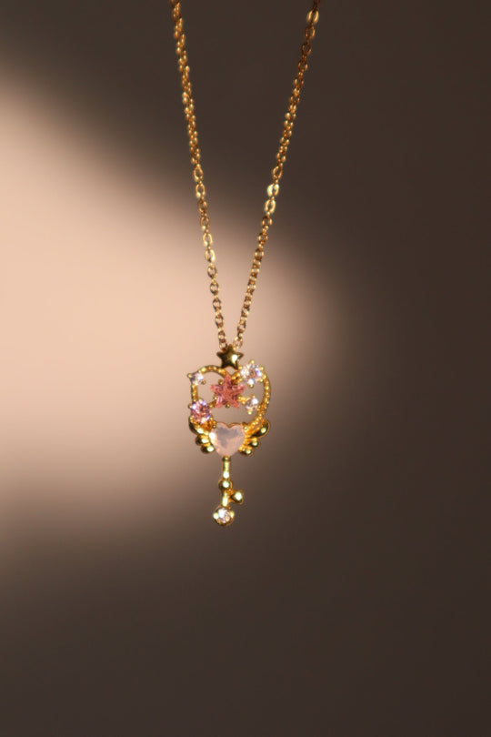 Collana con chiave magica