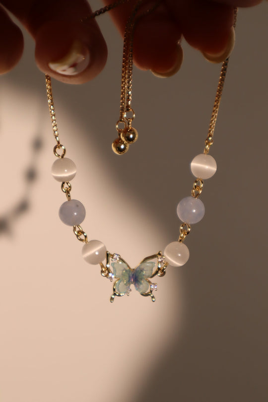 Bracciale con pietra di luna a farfalla blu