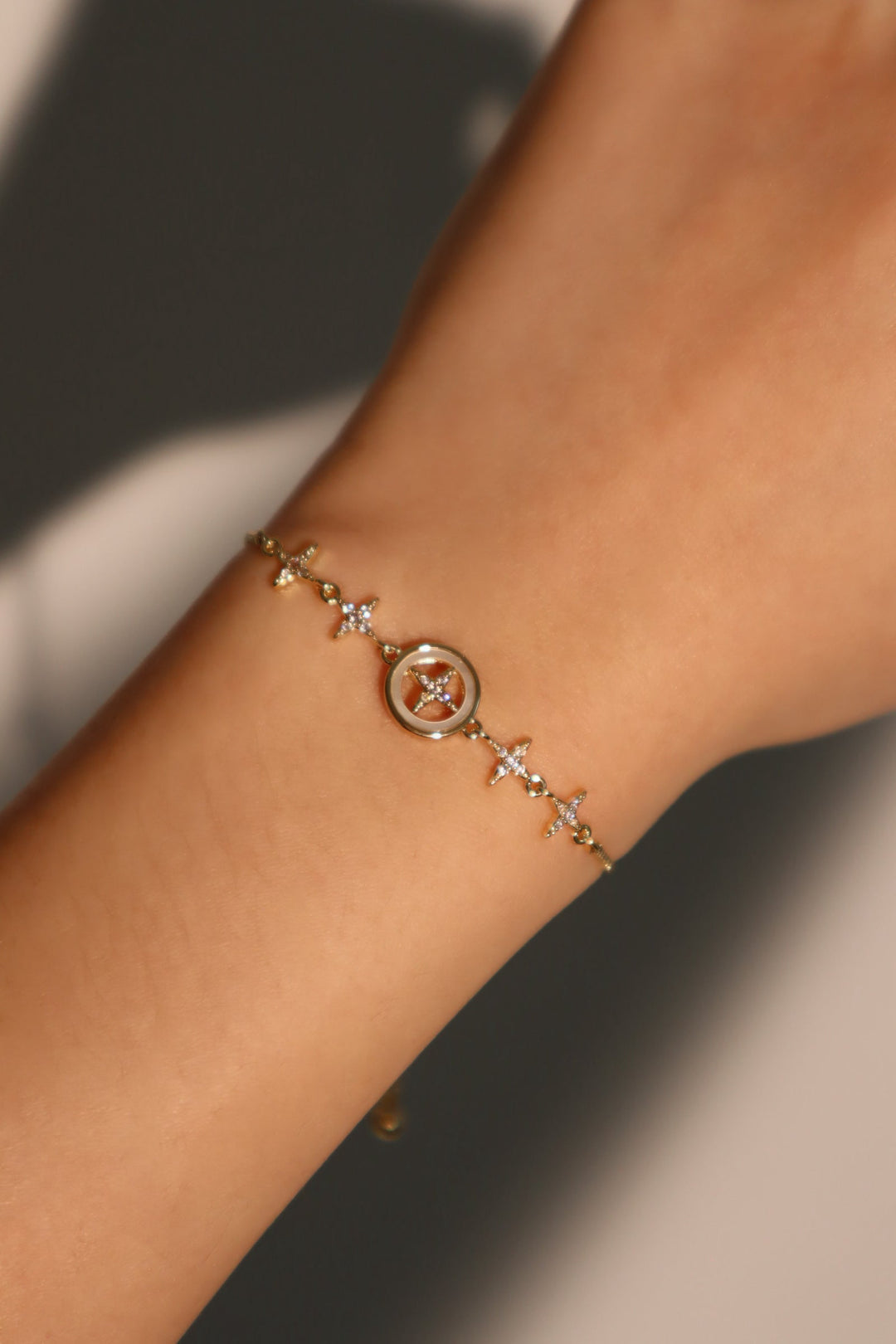 Bracciale con stella polare in diamanti