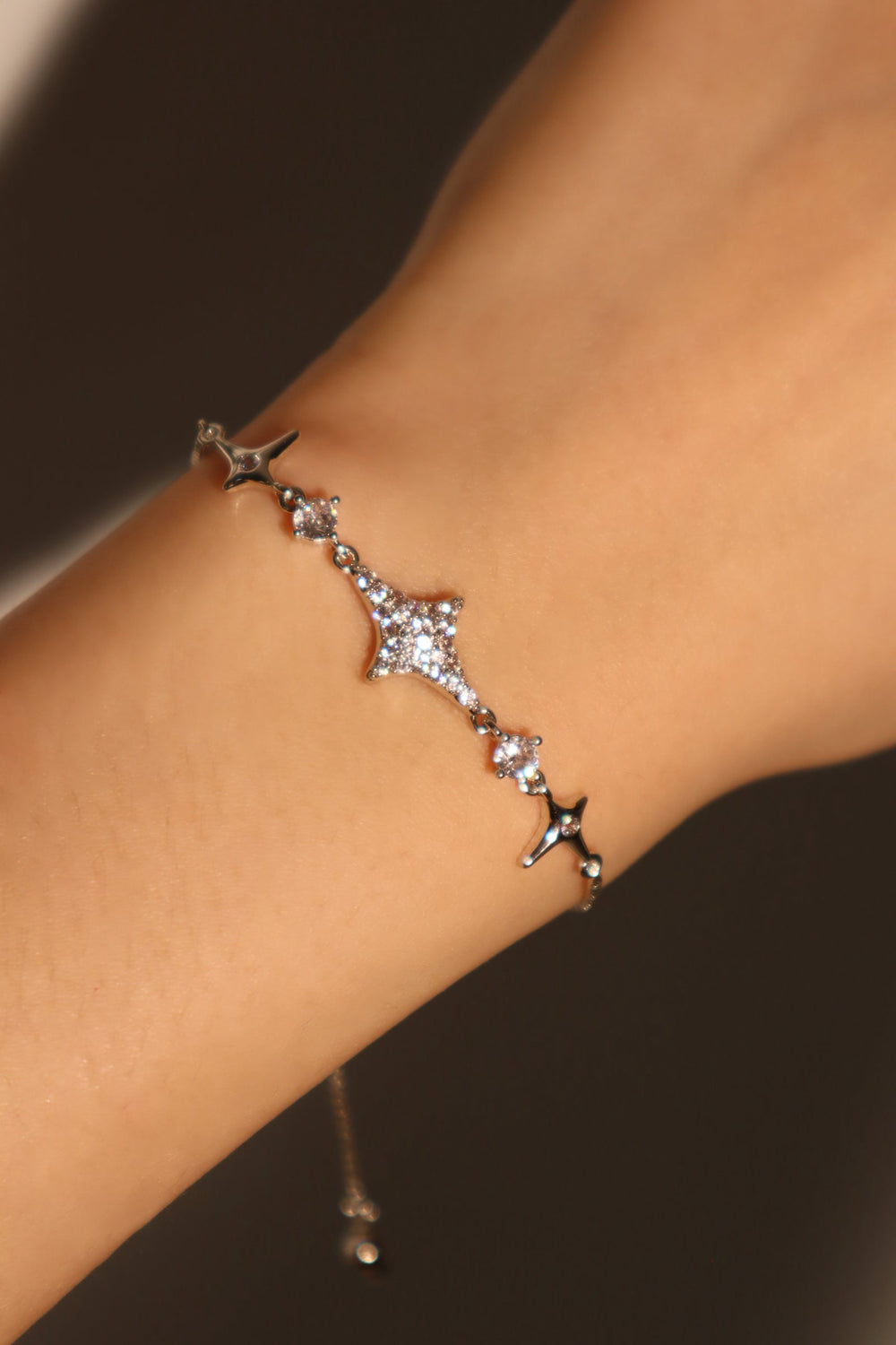 Bracciale con stella polare multidiamante