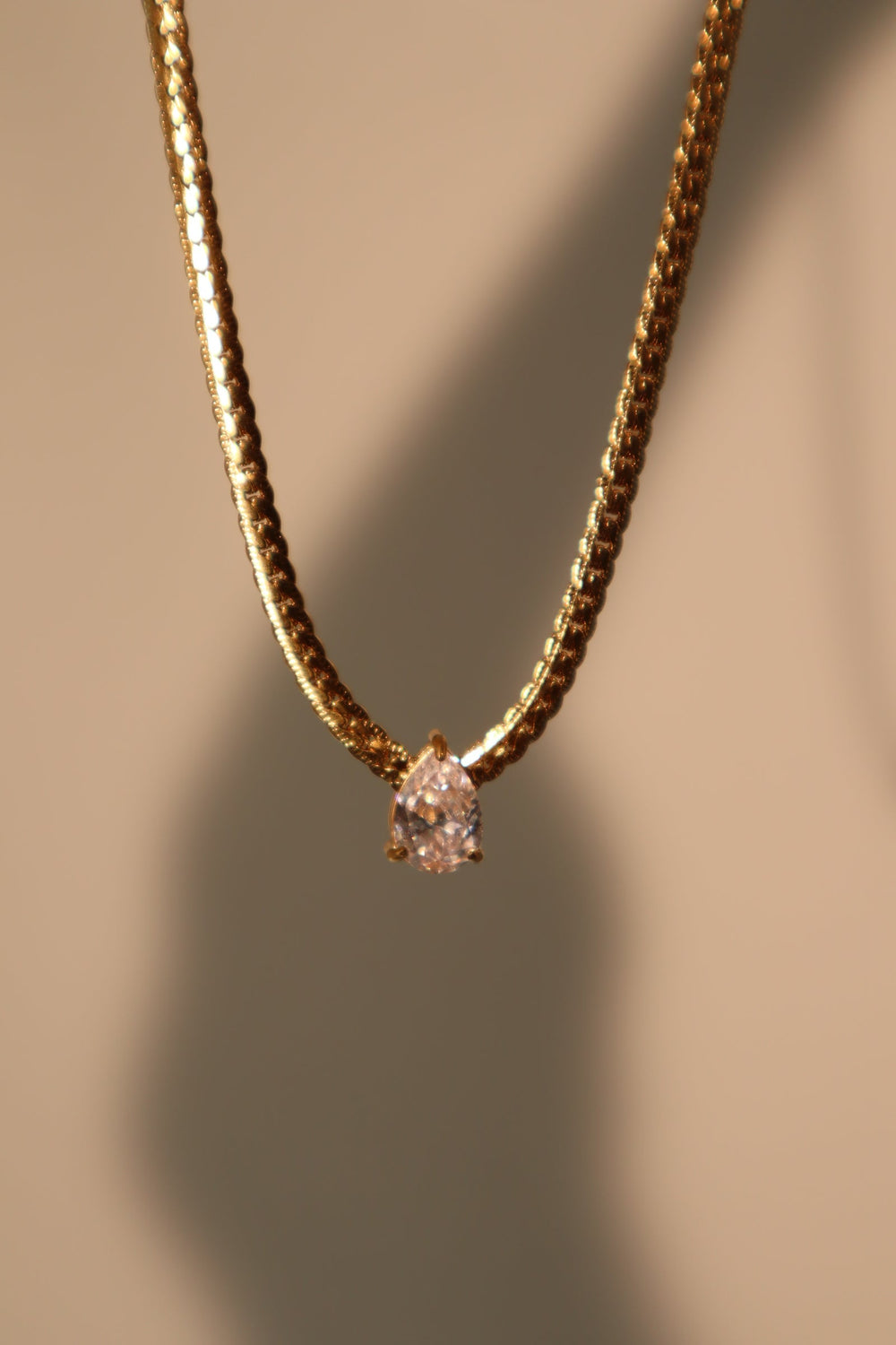 Collana a catena con gocce d'acqua in acciaio inossidabile