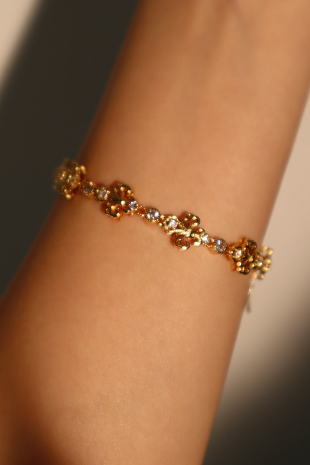 Bracciale Iris con diamanti multipli