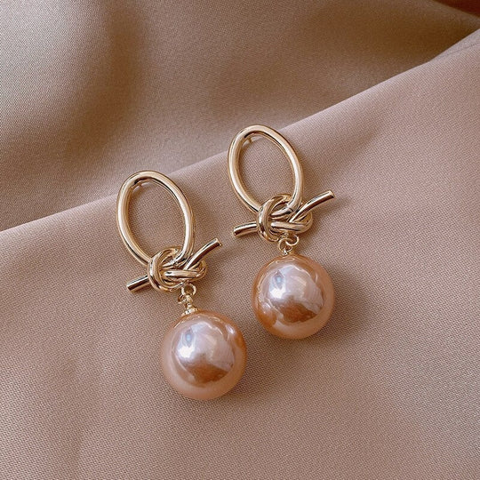 Orecchini a Cerchio con Perle in Oro