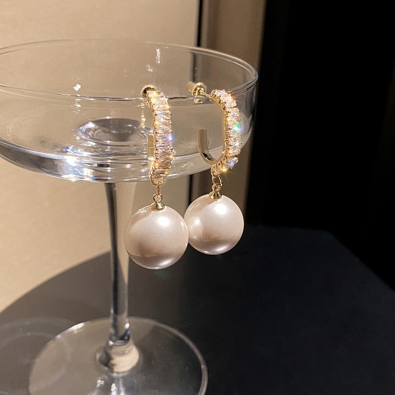 Orecchini di Lusso con Perle e Zirconia