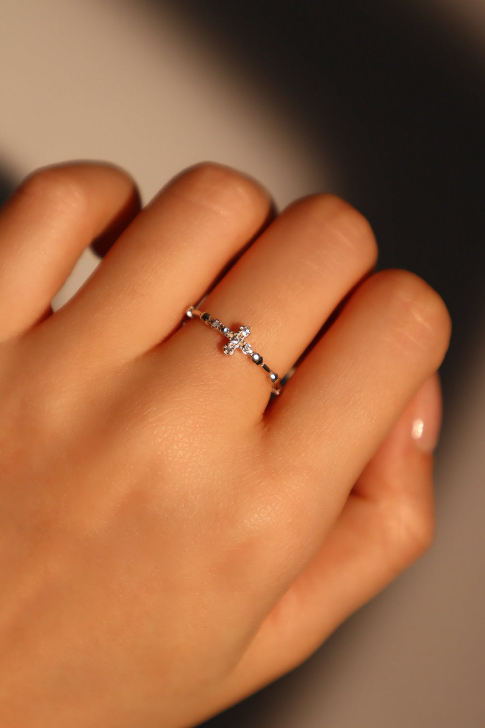 Anello a croce