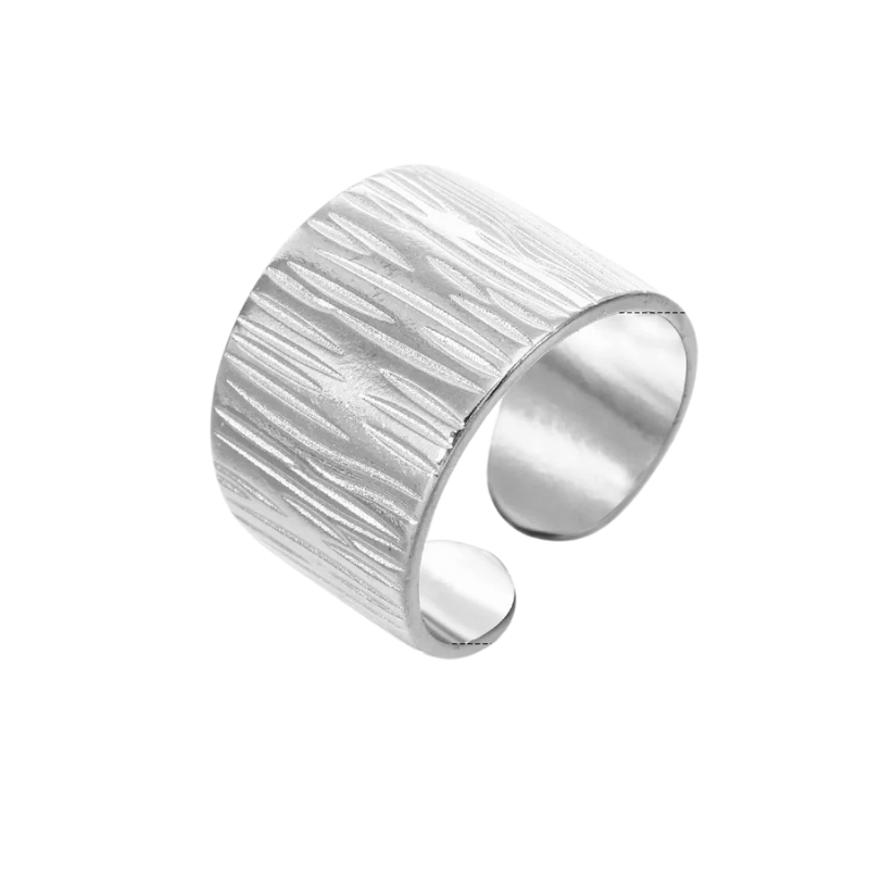 Anello a fascia larga testurizzata