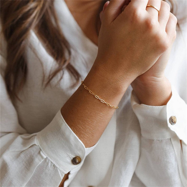 Bracciale a catena con graffetta dorata Maybelle