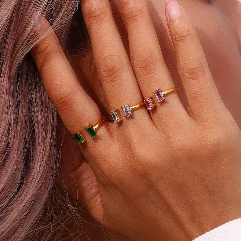 Anello con pietra preziosa Fedilia