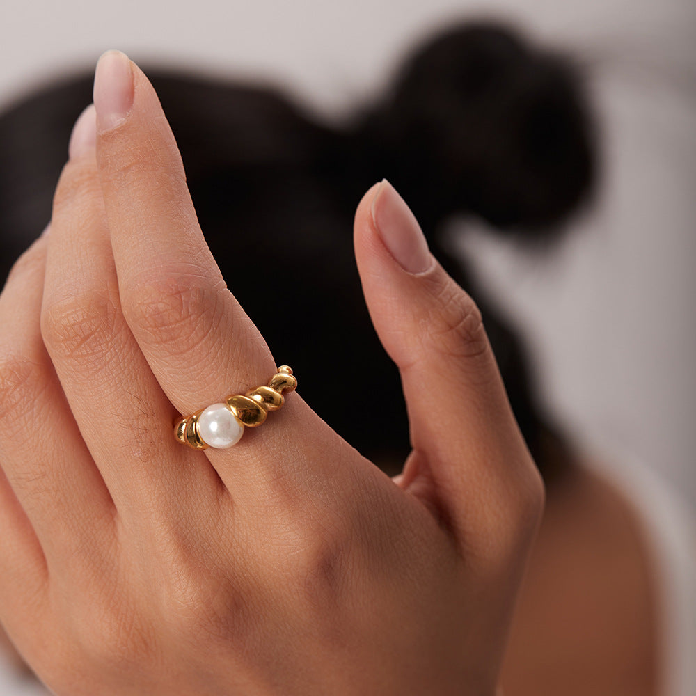 Anello con perla d'acqua dolce Scarlett