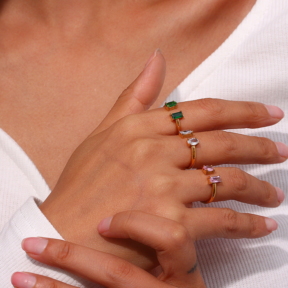 Anello con pietra preziosa Fedilia