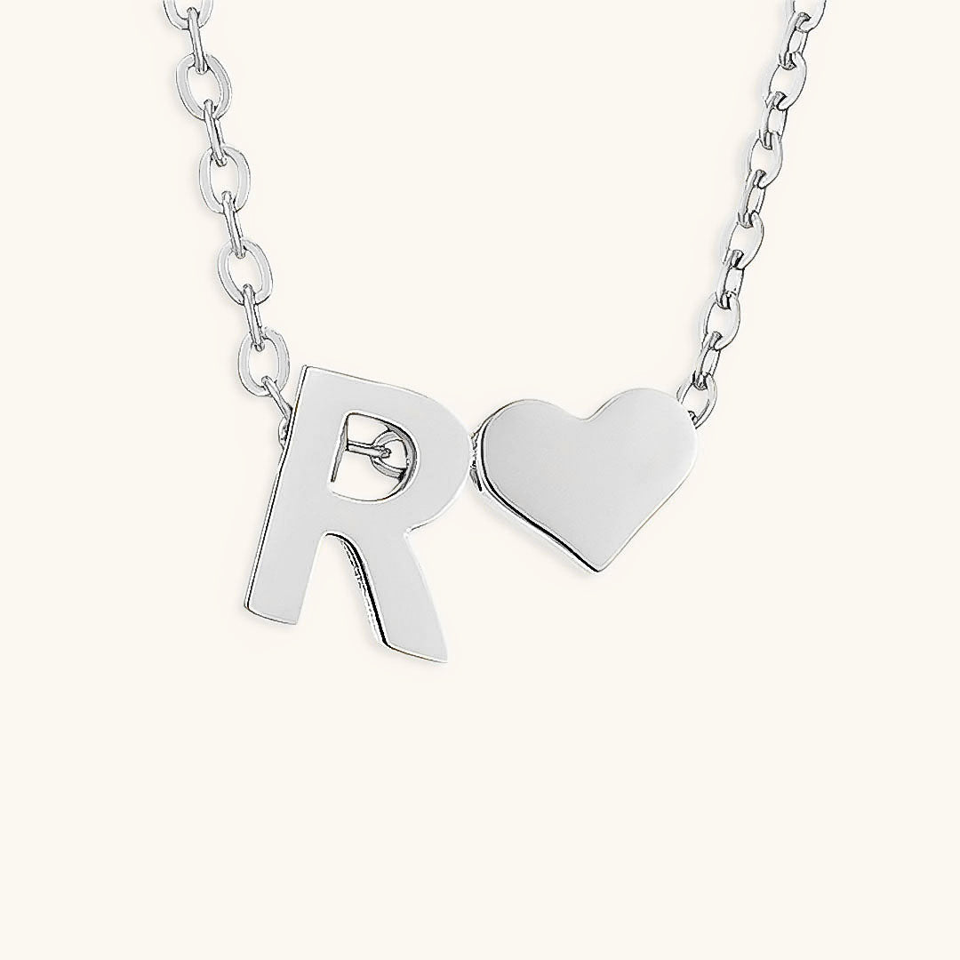 Collana con lettera iniziale Ria in oro