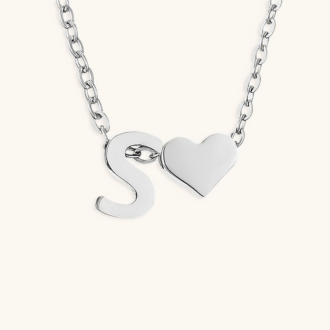 Collana con lettera iniziale Ria in oro