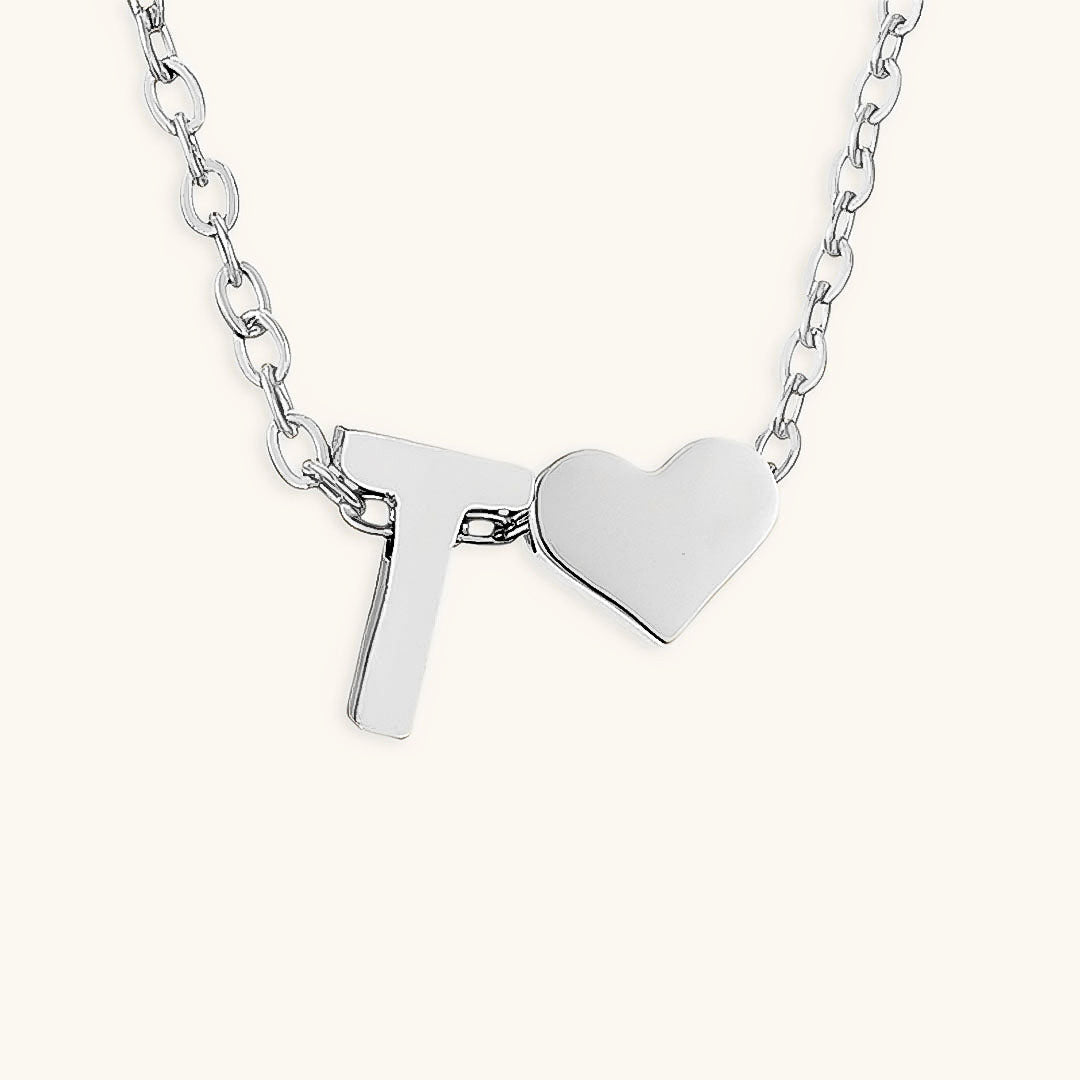Collana con lettera iniziale Ria in oro