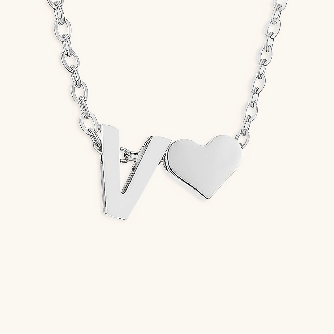 Collana con lettera iniziale Ria in oro