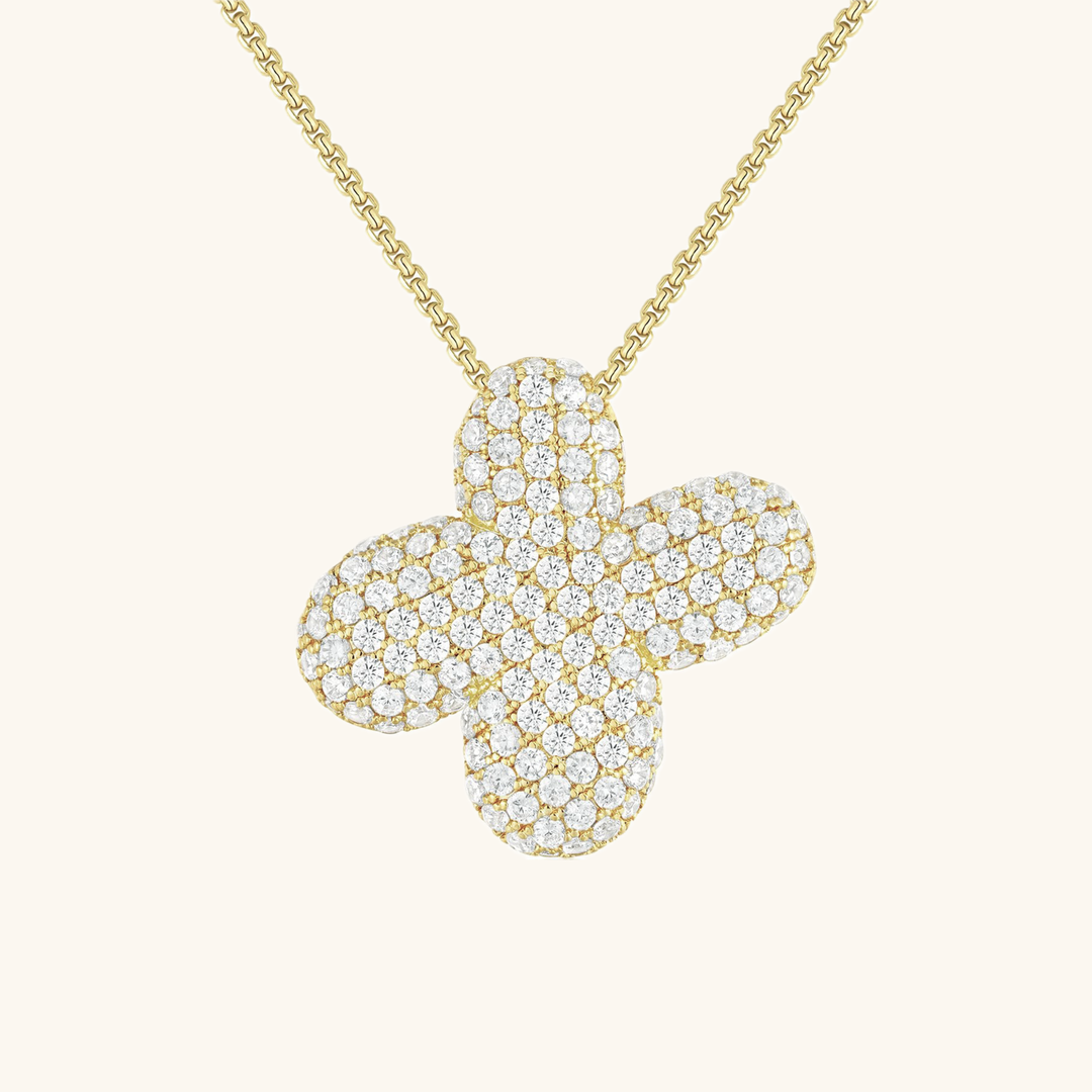 Collana con iniziale a bolla e diamanti