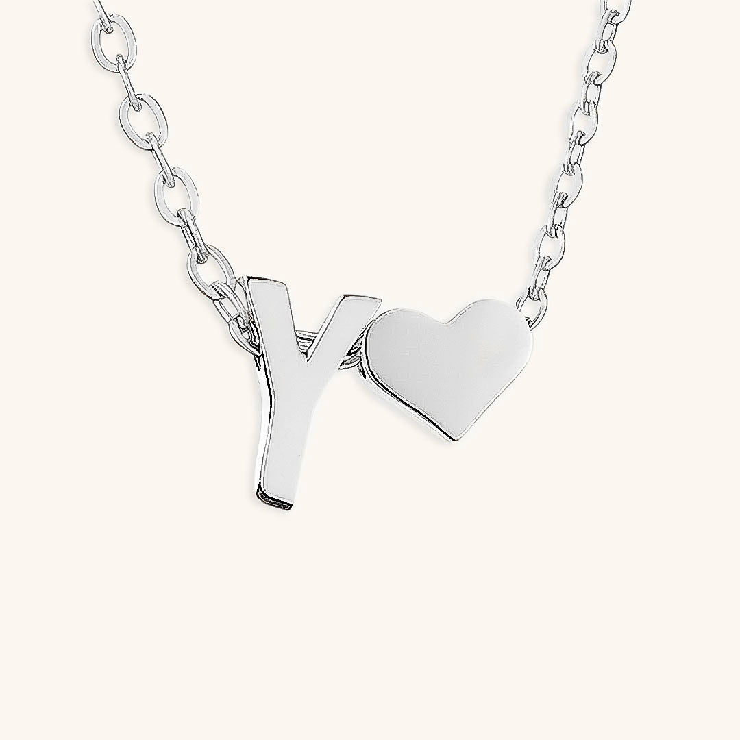 Collana con lettera iniziale Ria in oro