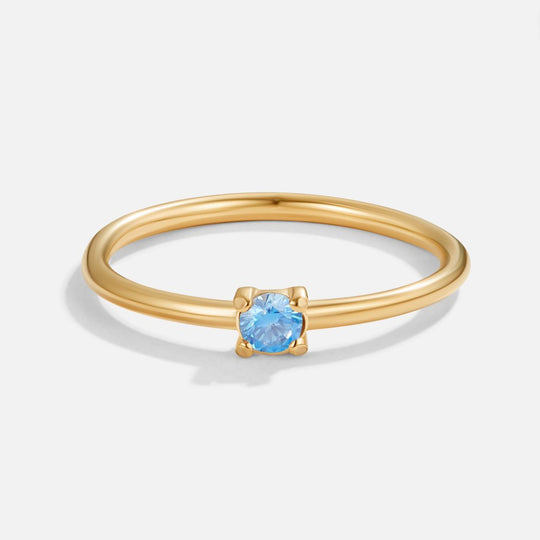 Anelli in oro con pietra portafortuna