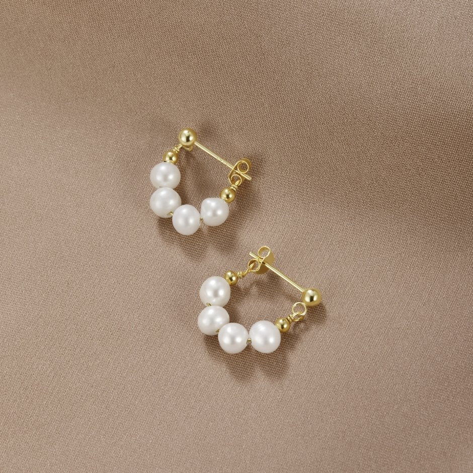 Orecchini a cerchio con perle Celine