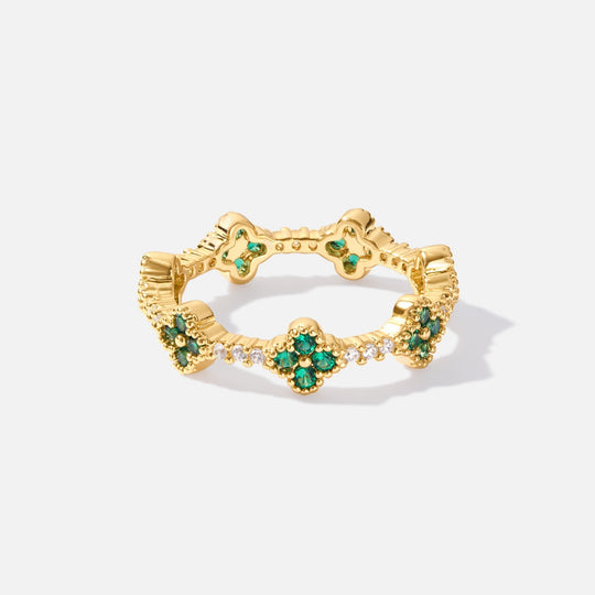 Anello di cristallo a forma di quadrifoglio
