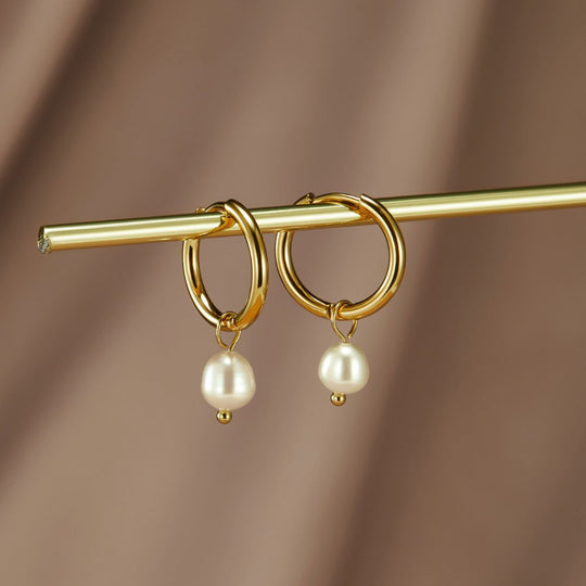 Orecchini a cerchio Bella con perle d'acqua dolce