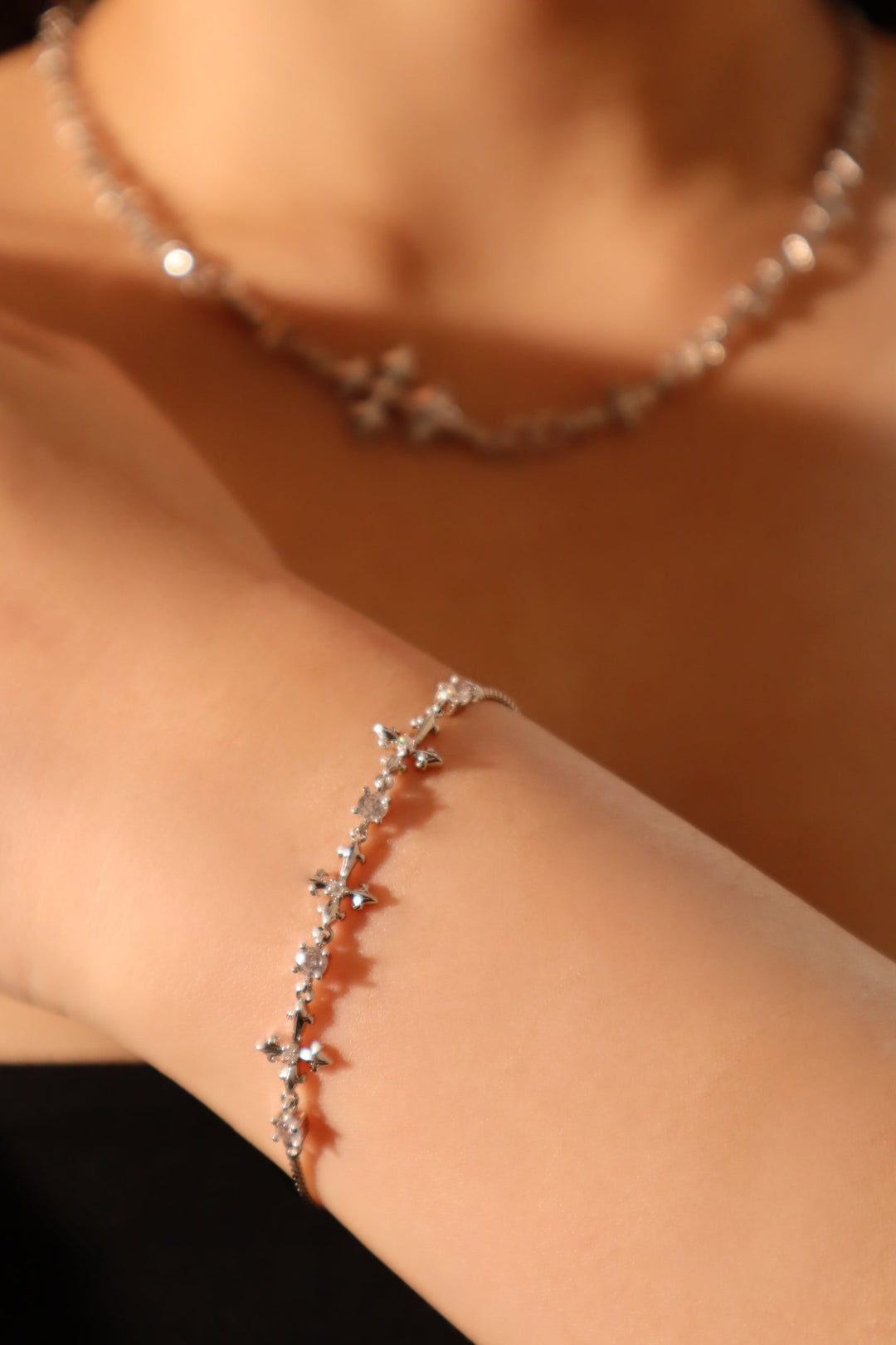 Bracciale con croce multi zirconia