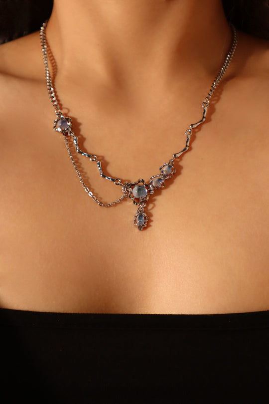 Collana pendente con pietra di luna