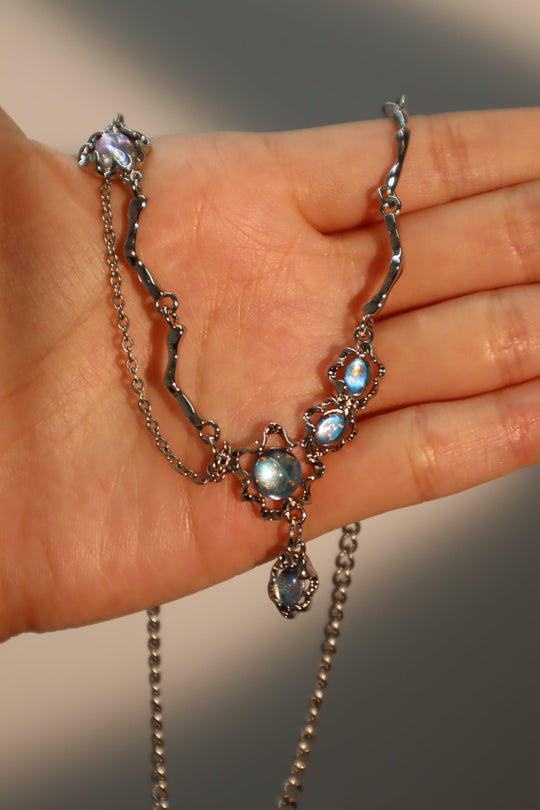Collana pendente con pietra di luna