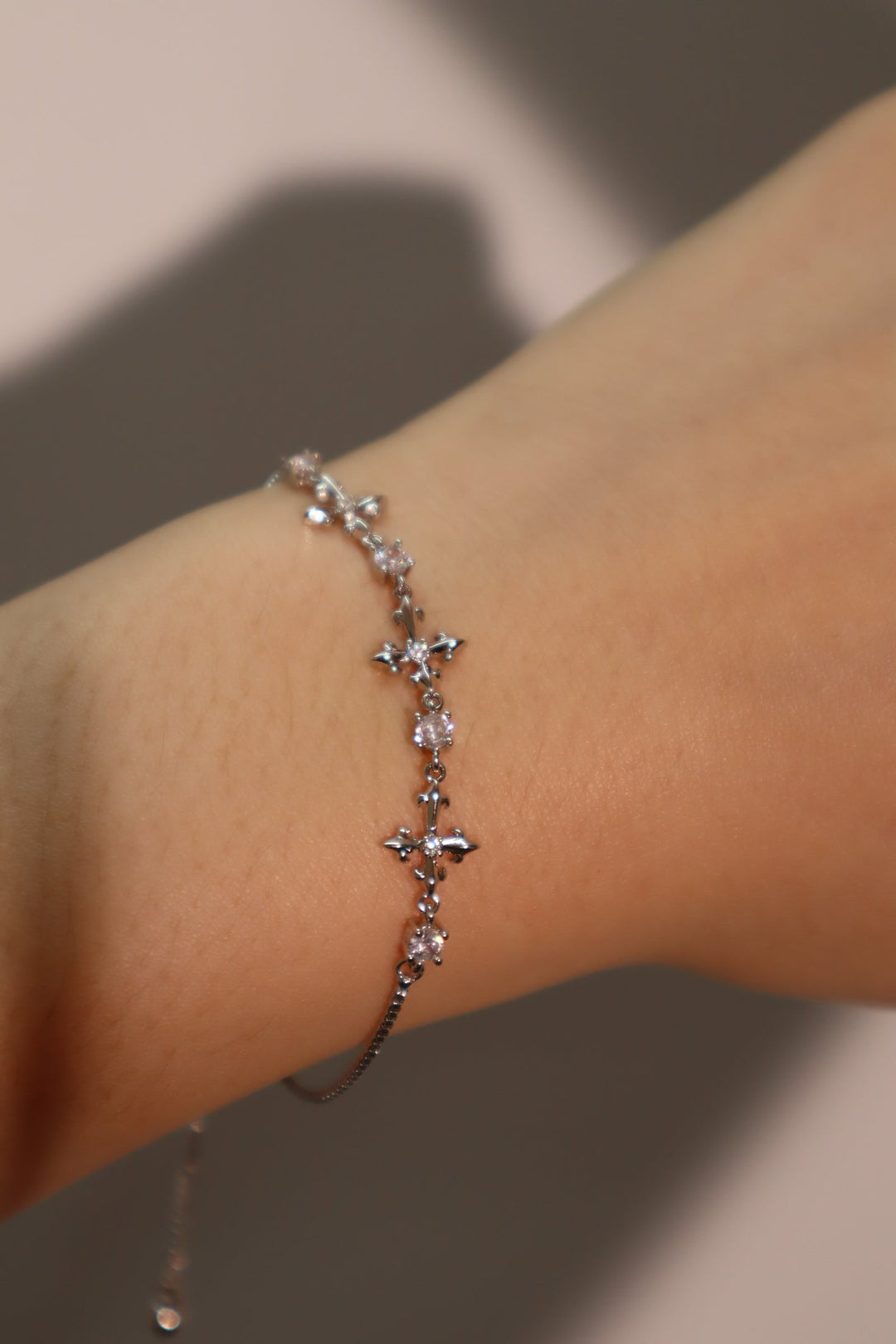 Bracciale con croce multi zirconia