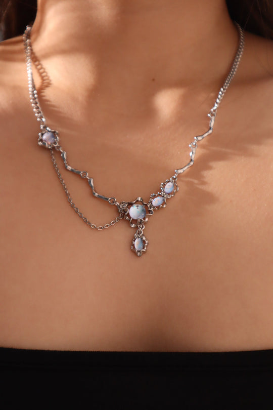 Collana pendente con pietra di luna