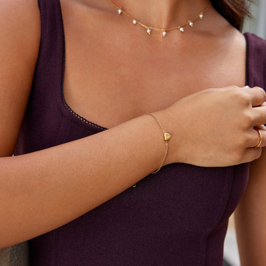 Bracciale con lettera a forma di cuore