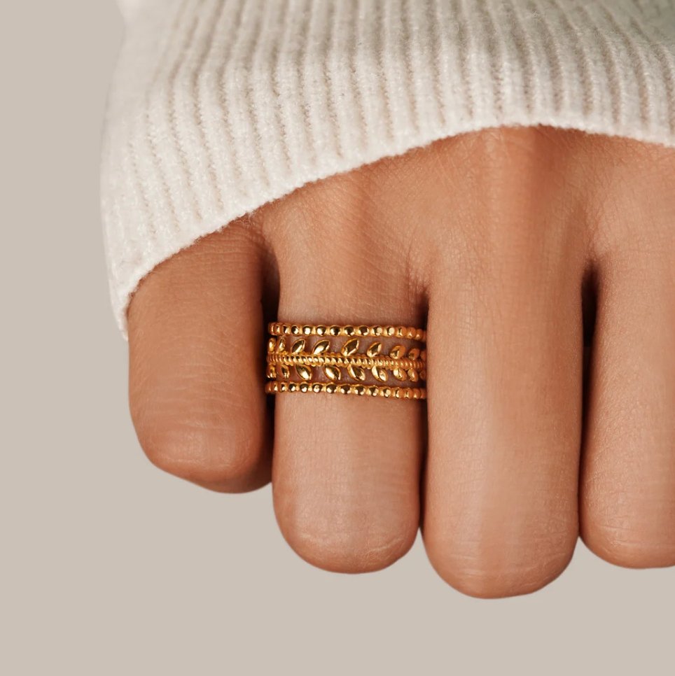 Anello Marissa con foglia d'oro a strati